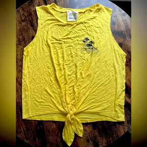 FRENCH PASTRY | juniors California t-shirt. Size: XL